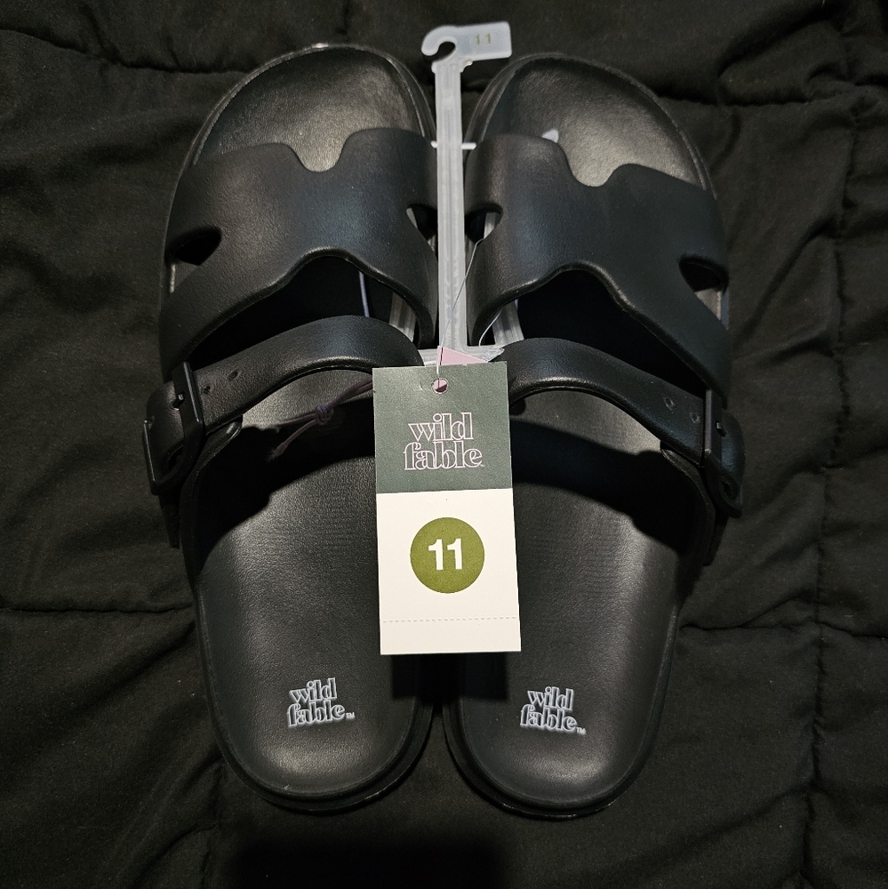 Wild Fable Black Slide Sandals